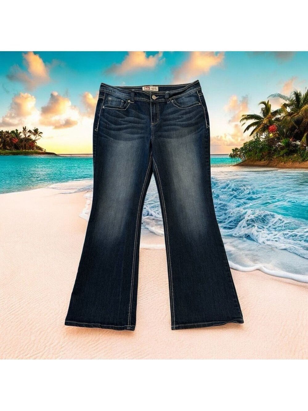 LEI Sophia Hipster Flare Jeans Womens Juniors 17 Blue Denim Embroidered Pockets